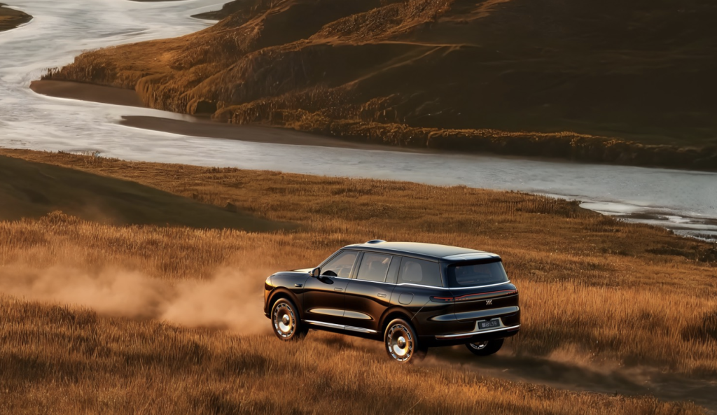 车市观察｜智己“五年之痒”  热门单品缺失之后  LS8能否补位？