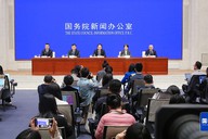 国家发改委回应无人机飞行活动审批难：正同有关部门研究推广“扫码飞”等好经验做法