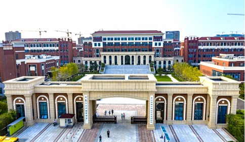 逐梦深蓝，育见卓越——青岛古镇口海军中学高中部