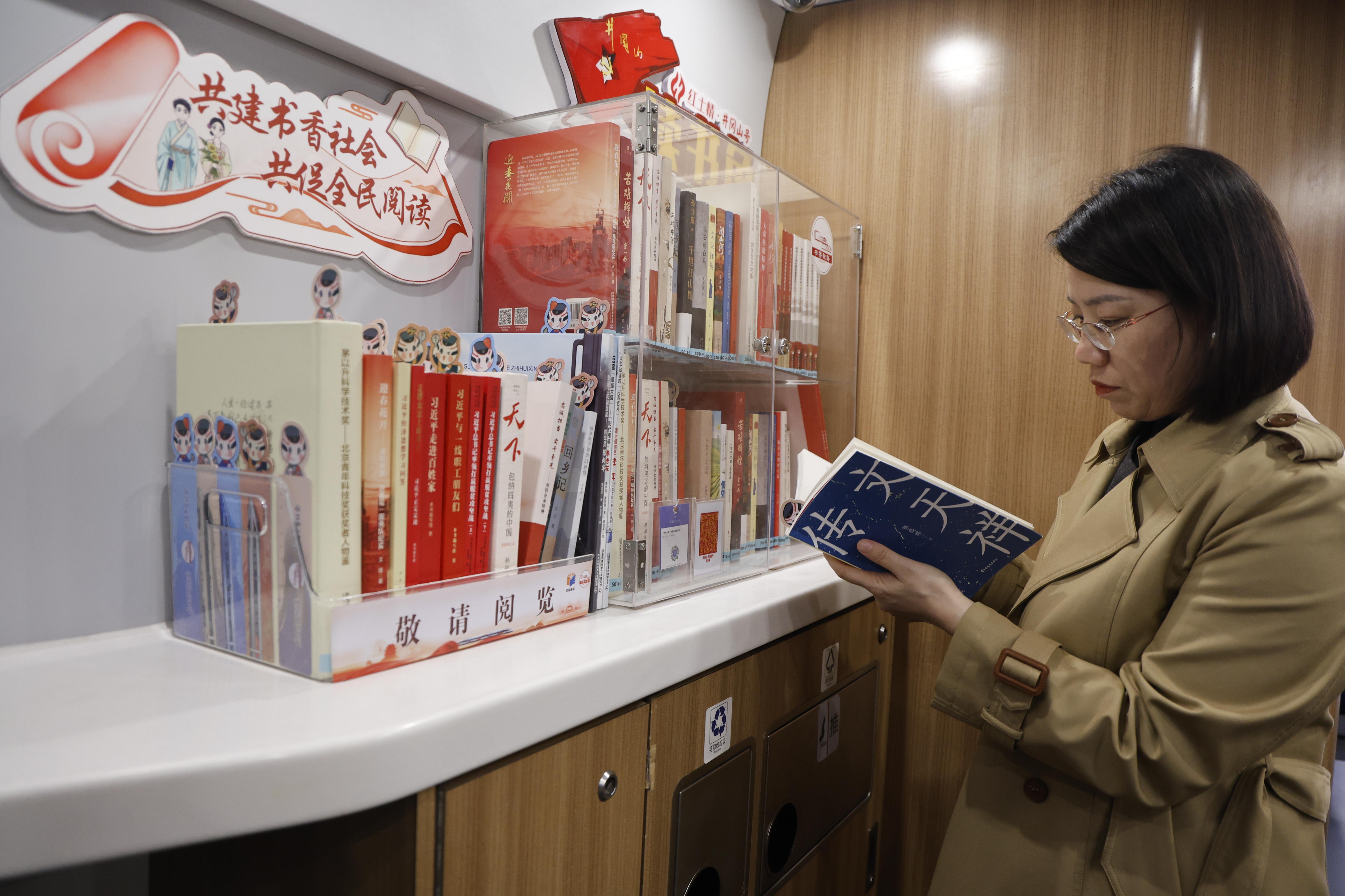 科技观察家丨智能时代，我们还需要深度阅读吗