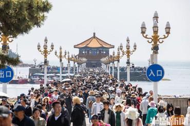 假期未到，栈桥景区提前“热”了！