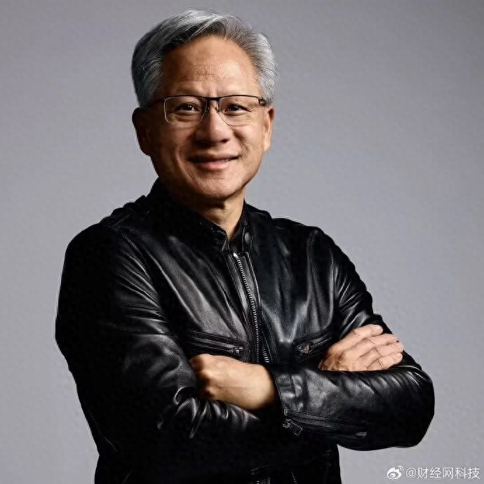 黄仁勋谈“AI能否取代应届生”：AI不太可能取代人，但比你更会用AI的人，更可能取代你