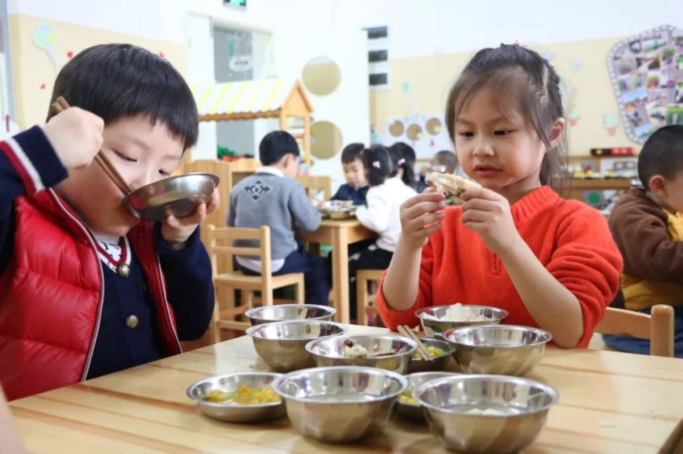 严禁四季豆进入幼儿园食谱，不是“小题大做”