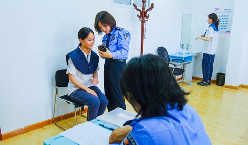 开设学生专属办证专场100场，加急办理身份证350张！青岛公安开启高考、中考专属助考办证便民服务