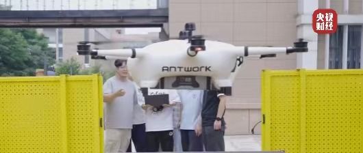 还没毕业，就被“预定”！这一专业，“飞”常抢手