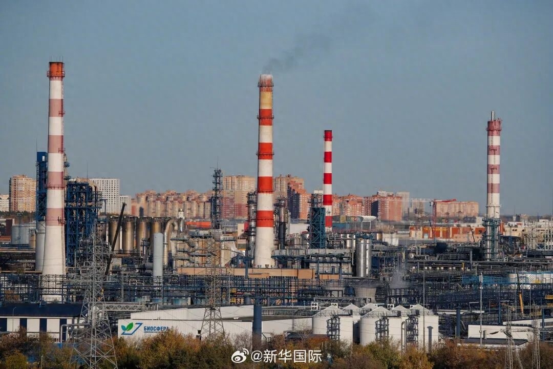 俄罗斯宣布禁止石油公司出口柴油，禁令有效期至7月31日，普京：燃料短缺是暂时的