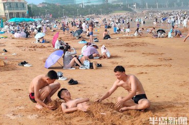雨后闷热天，戏水享清凉！