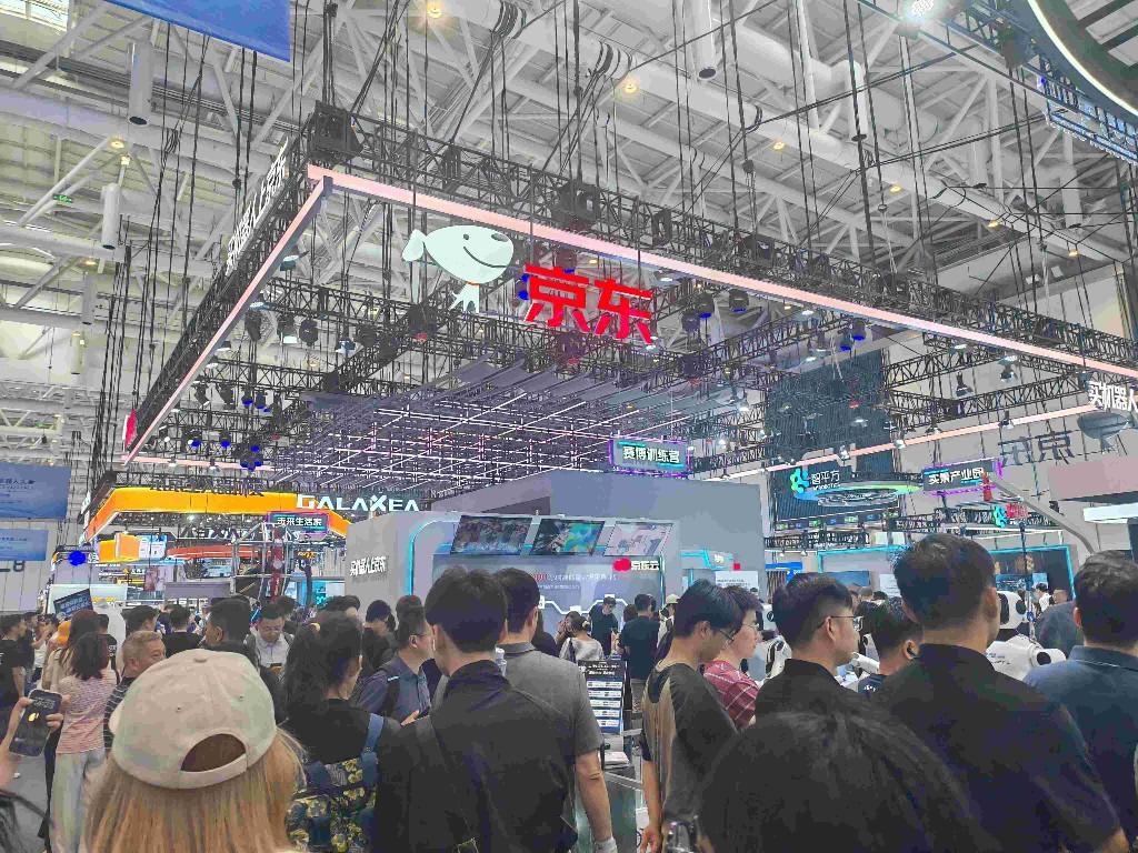 人机共生启新程 产需共融向未来——2026世界机器人大会在北京亦庄盛大开幕
