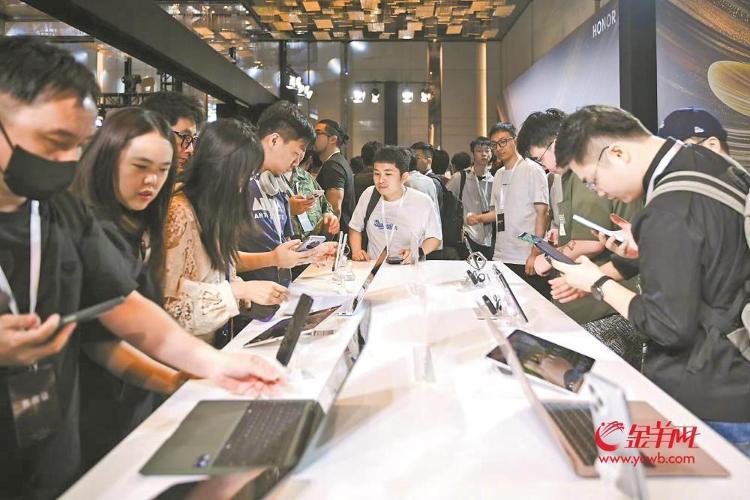 多家手机品牌又一次集体涨价：罪魁祸首是AI？