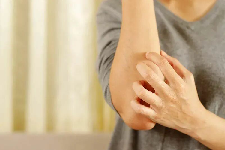 新型“鼻炎针”进医保，打了能根治过敏吗？