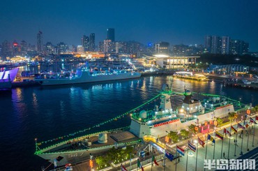 最美夜色，战舰相伴！