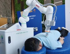 AI+机器人赋能中医理疗  广东这家企业实现多重突破