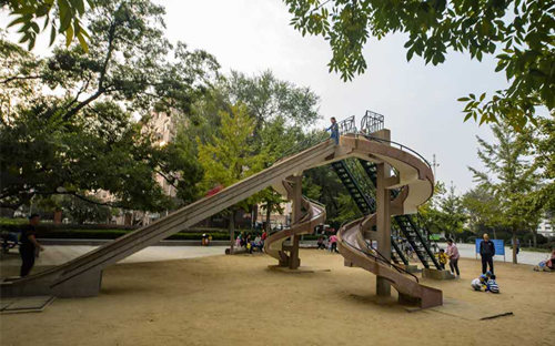 还记得沧口公园的大滑梯吗?