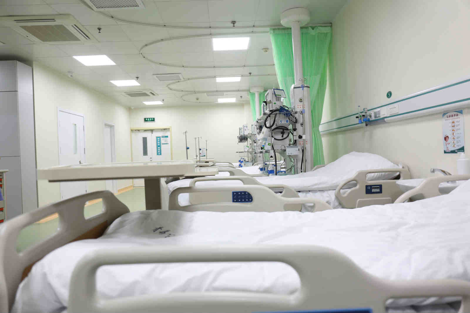 青岛市中心医院启用大型急救中心!面积约200平方米,设10张病床