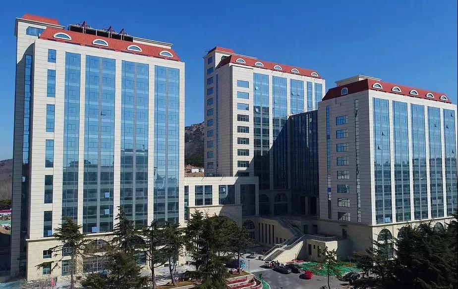 高校建设丨青岛大学医学教育综合楼竣工验收