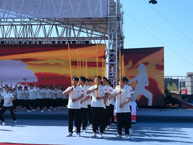 除了gustavo和黄家权,利柏贤,本届休闲体育大会形象大使,莱西籍奥运会