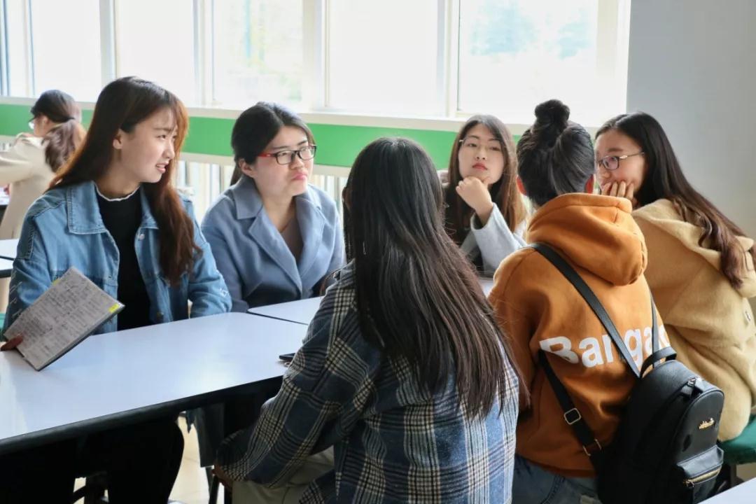 青大同宿舍六个女生转专业学金融都考取了名校研究生