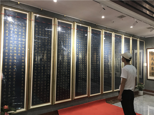 省内最大陈列古字画博物馆青岛海右博物馆今天正式开馆迎客市民可免费