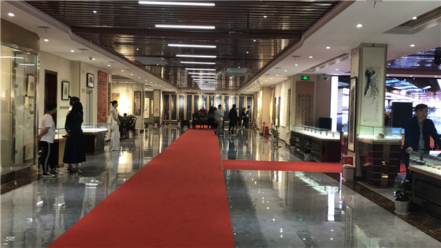 省内最大陈列古字画博物馆青岛海右博物馆今天正式开馆迎客市民可免费