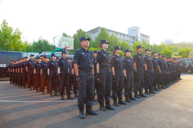 青島特警參加全省特警跨區域拉動實戰大練兵活動