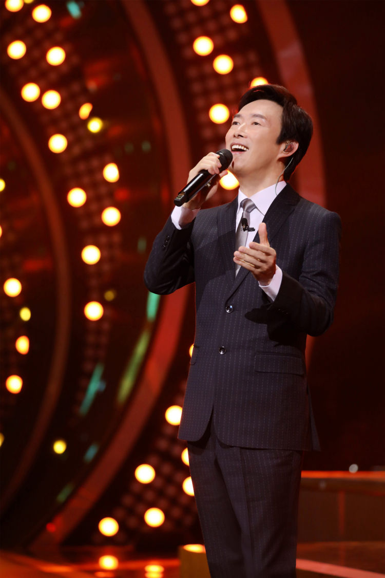 我们的歌今迎决胜之战费玉清再献告别之作那战队挑战摇滚唱嗨全场