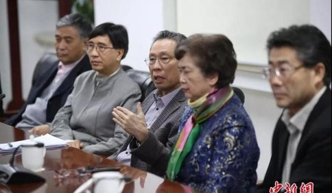 返程容易感染吗？疫情何时结束？钟南山最新回应！