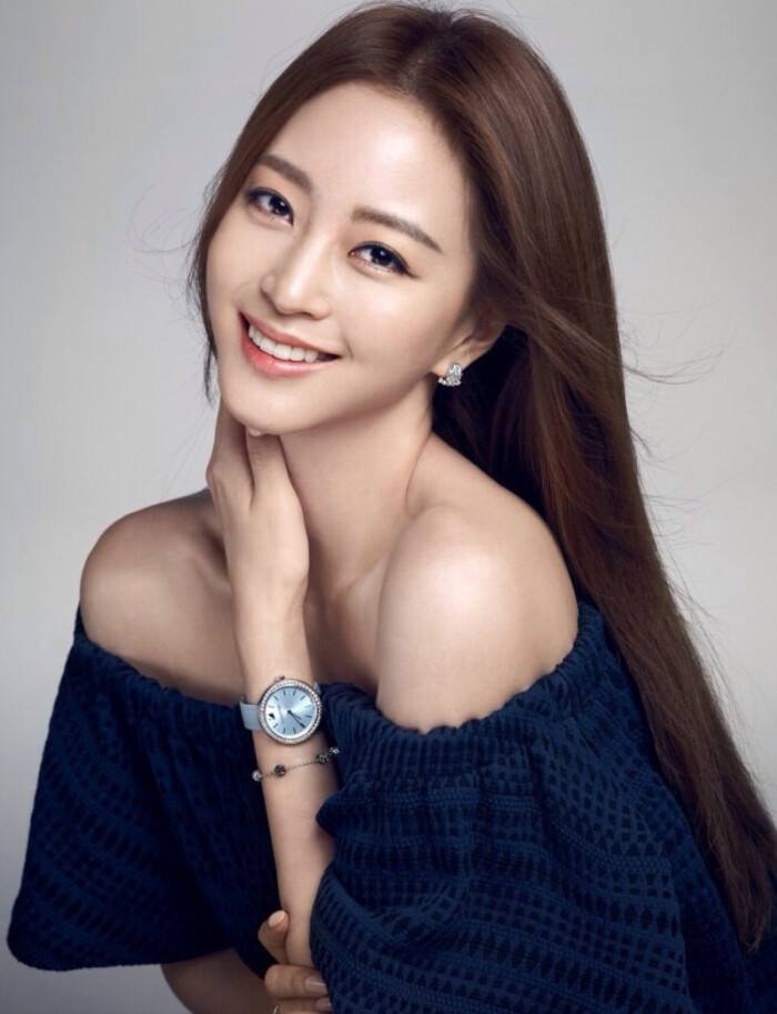 韩网评韩国十大美女孙艺珍金喜善韩佳人宋慧乔等上榜