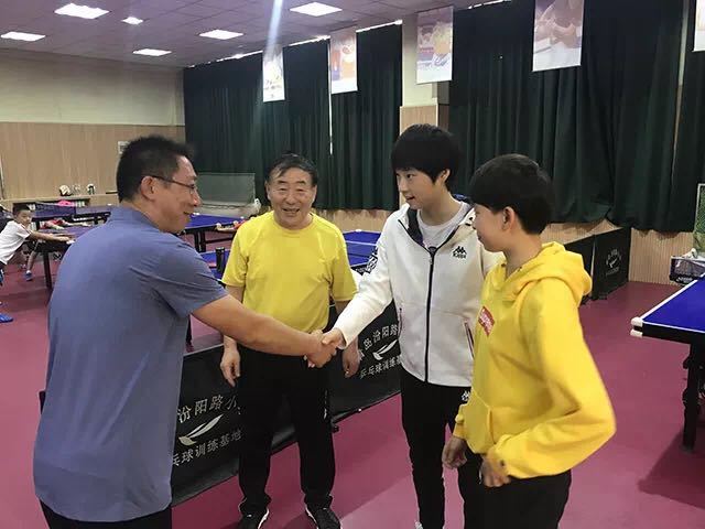 力争像陈梦一样为国争光 青岛汾阳路小学学子:这个长假停训不停练