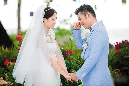 张子萱结婚照图片