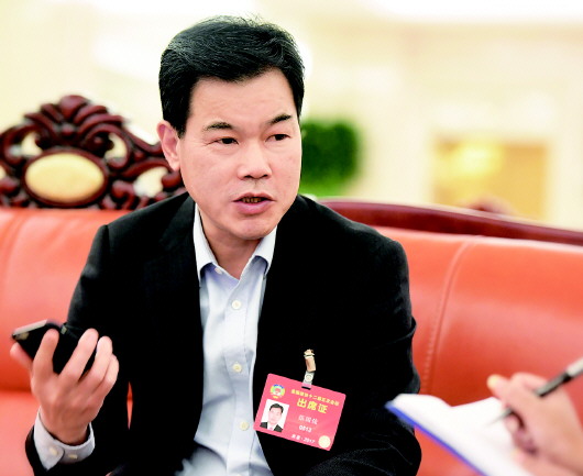 住青全国政协委员张国俊支持推广车电分离助新能源汽车加速