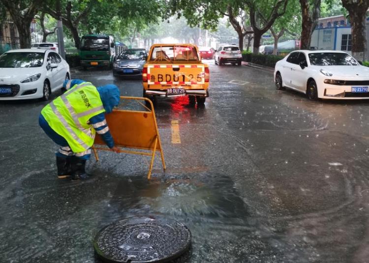 注意!青岛孟庄路铁路桥,瑞金路铁路桥等因雨大积水较深暂时封路