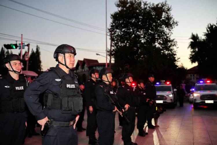 一夜40人被刑拘雷霆7号青岛治安集中清查行动成效显著