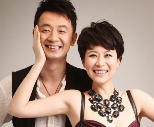 因嫖娼销声匿迹的黄海波找到新事业开表演培训班当老师