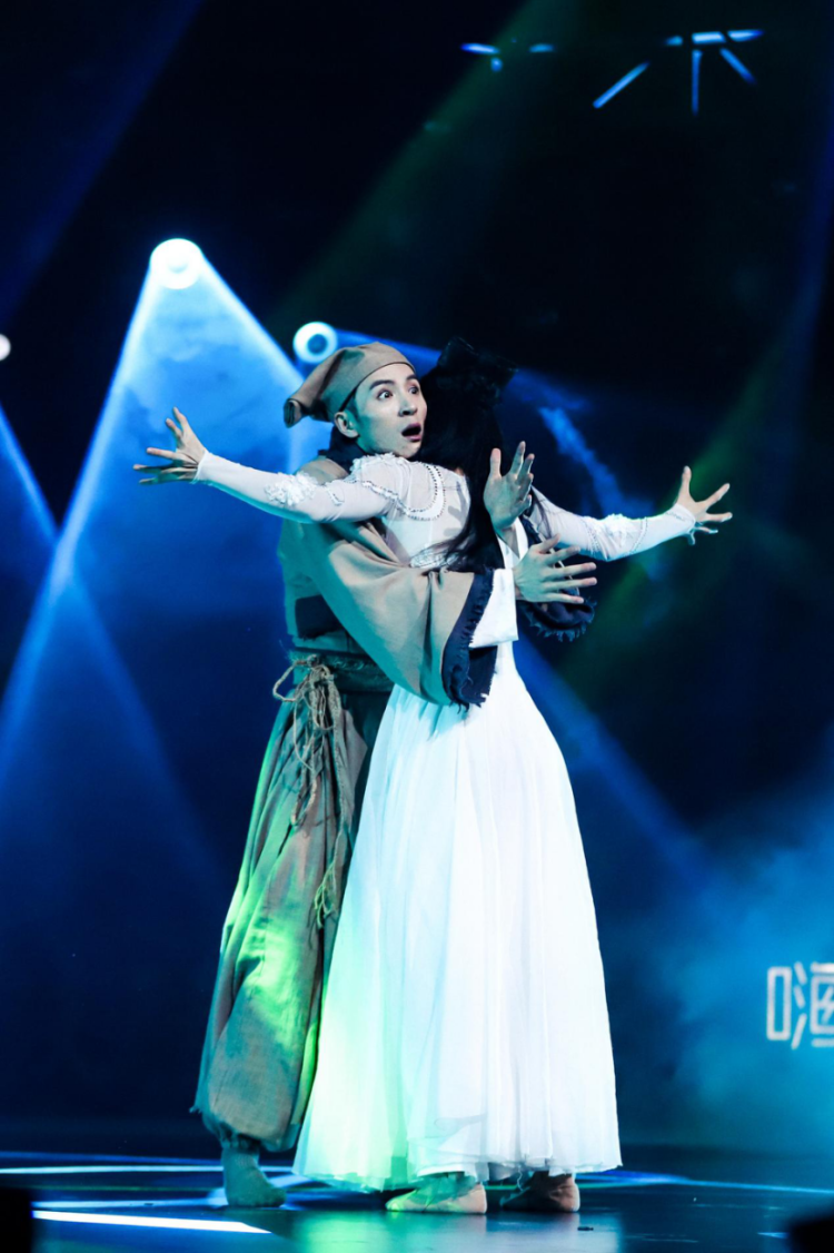 舞蹈风暴2蛇男自创曲致敬舞者李艳超老年造型惊呆众人