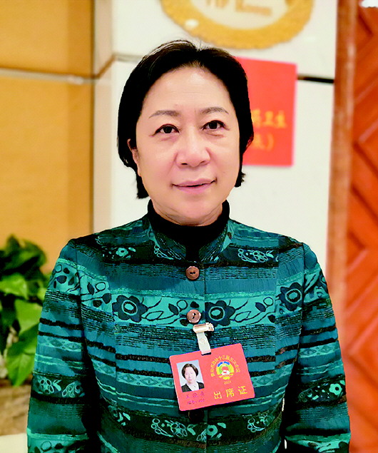 半岛全媒体记者 刘笑笑肖玲玲 王丽平进入2021年以来,全球新冠肺炎