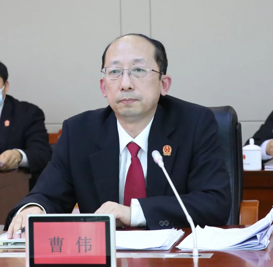 青岛中院党组书记院长李方民到黄岛法院指导专题民主生活会