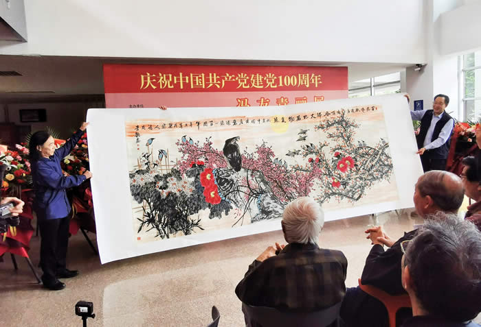 冯友青书画艺术展在青岛科技大学隆重开幕