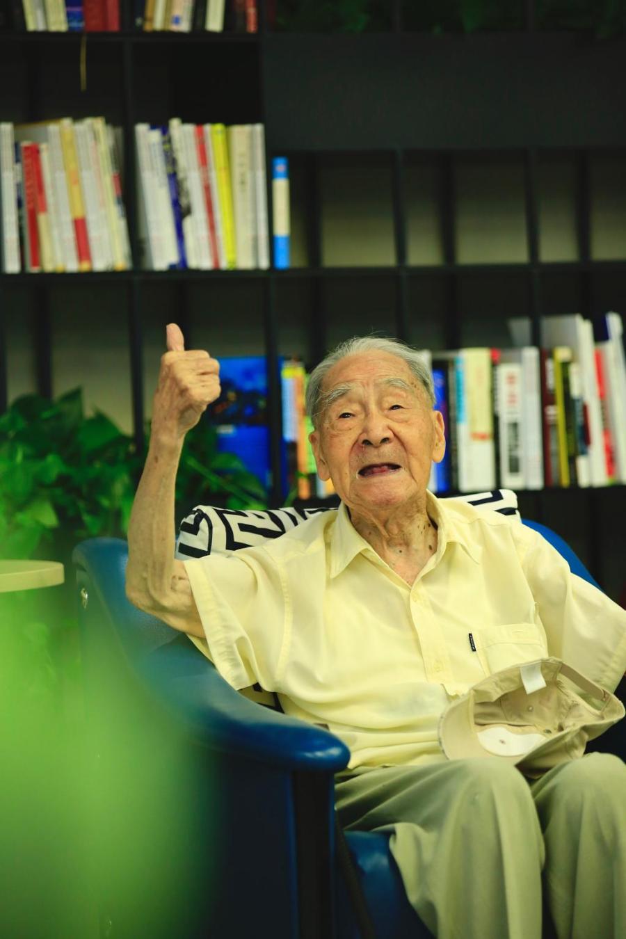 著名翻译家许渊冲先生百岁诞辰法兰西三大文学经典豪华上市