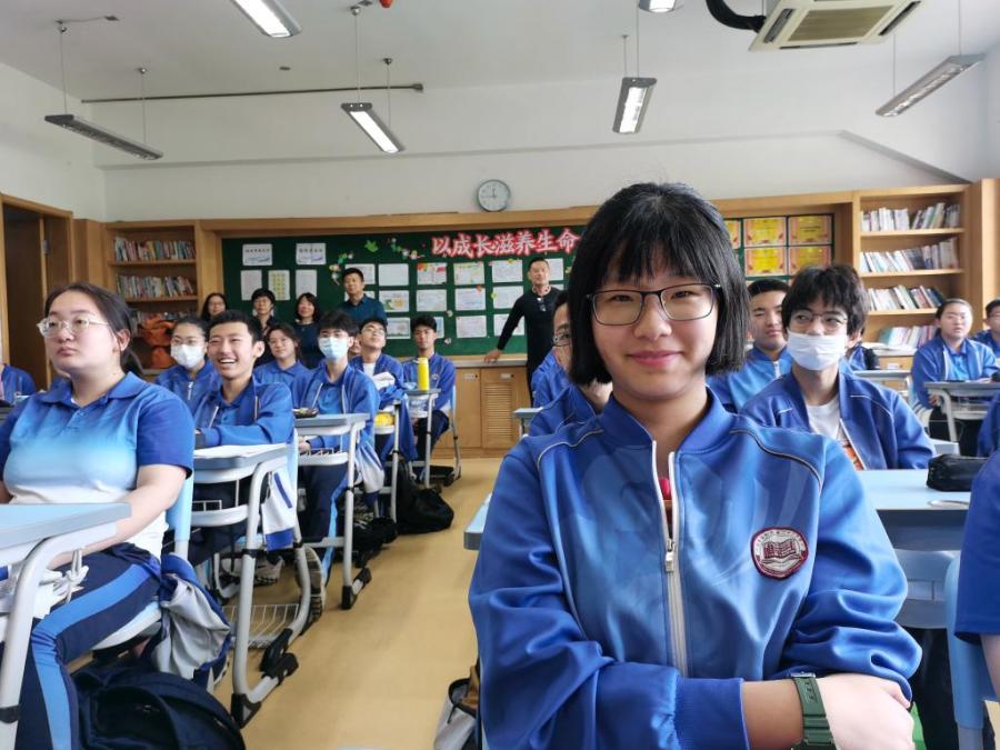 送你进考场我再下讲台青岛二十六中郭明睿老师延迟退休最后一课道出