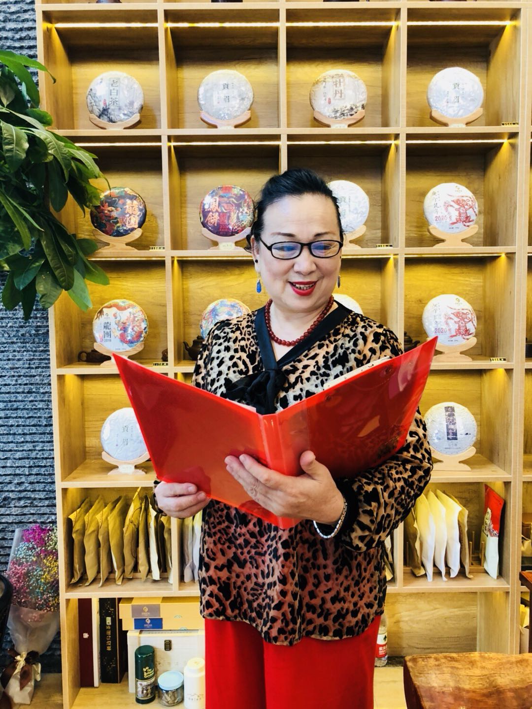 音频形式,10m以内) 编号:25049 作品题目:诗意中国 姓名或单位:薛丽莉