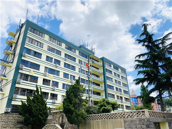 低进高出高考留学双轨制青岛育贤中学打造小语种特色升学途径