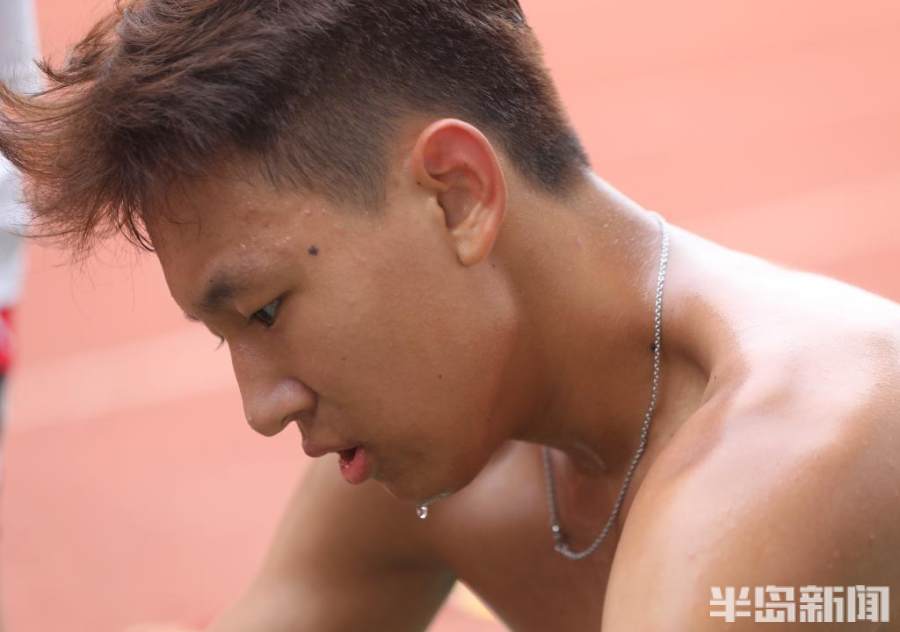 年龄在14岁-17岁孩子比较多,其余训练的孩子也是为下一届省运会选苗子