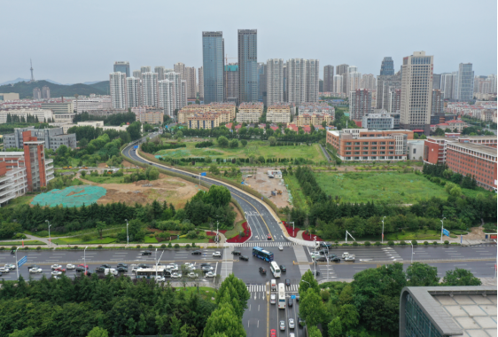 青岛西海岸新区白云山路(珠江路-滨海大道段)贯通工程完工