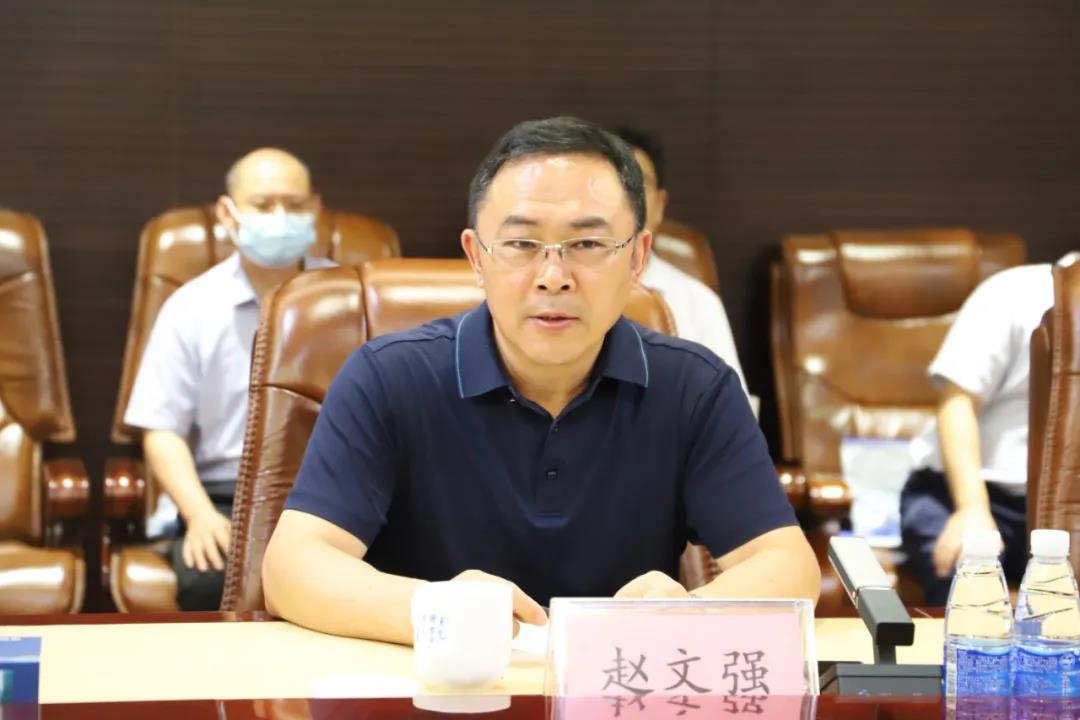 活动现场,赵文强发表讲话.