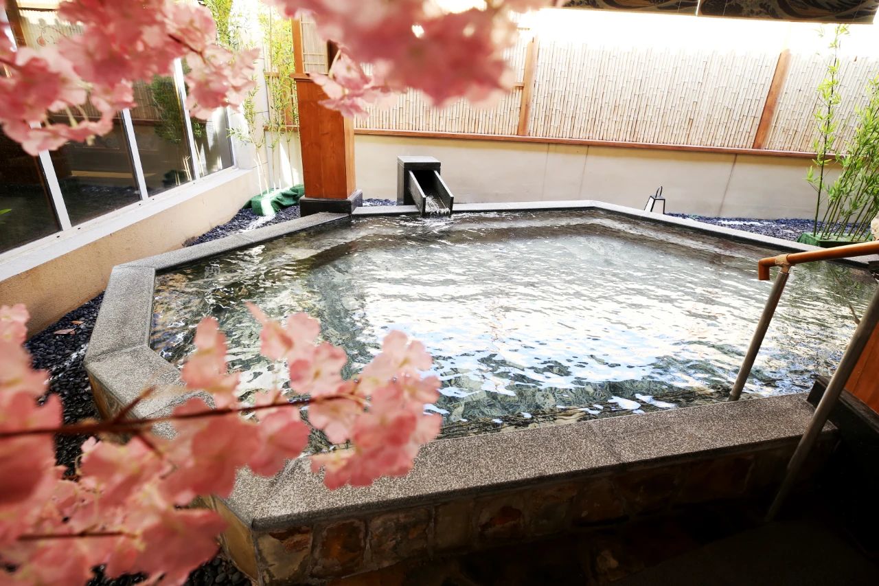 极乐汤即墨温泉馆七夕专享最浪漫的七夕回忆送给最爱的ta