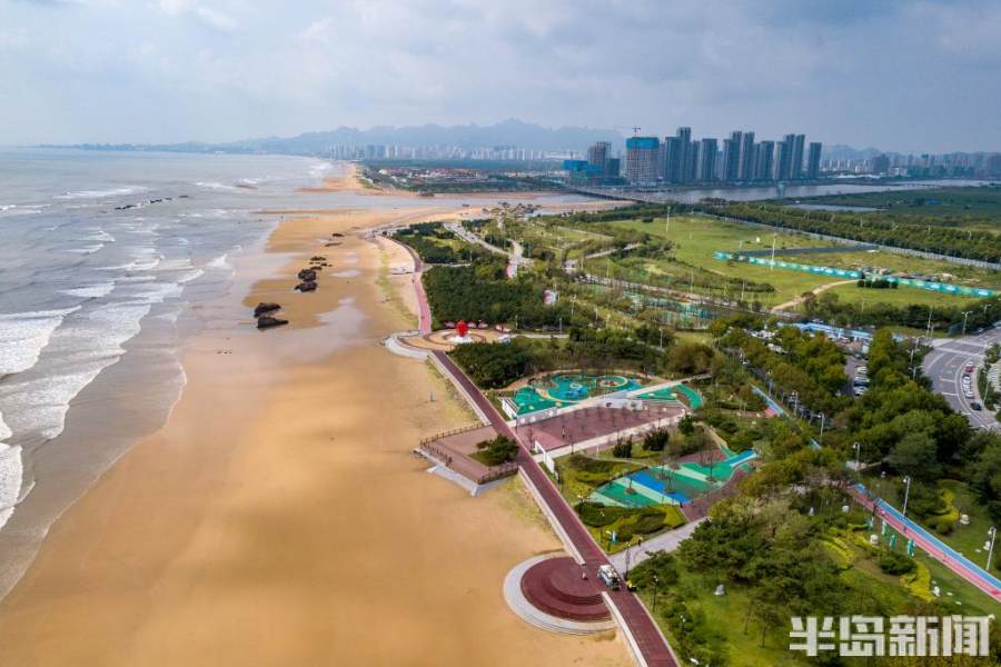 8月24日,青岛西海岸新区城市阳台景区风景正好,经过前期四个月的景观
