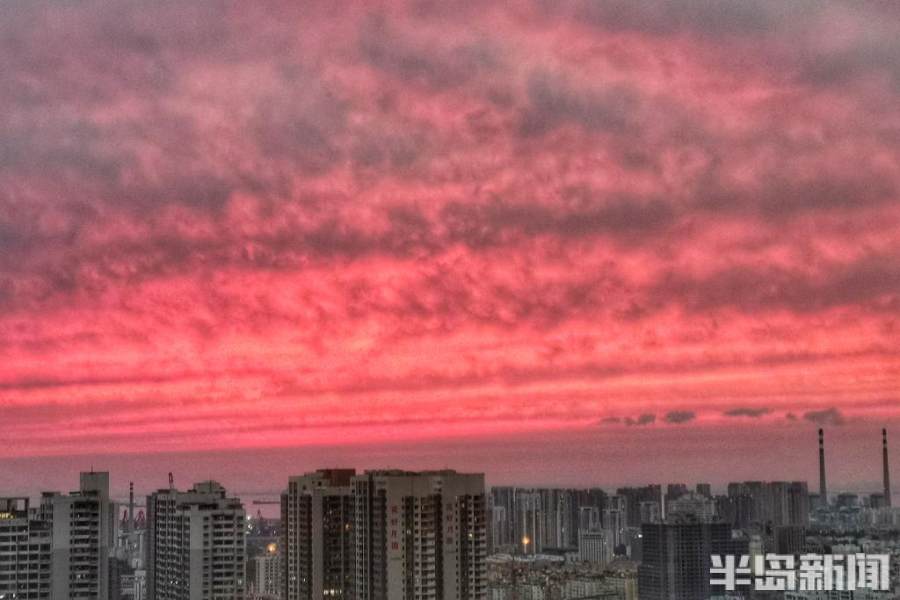 美出天际！青岛再现“火烧云”-半岛网