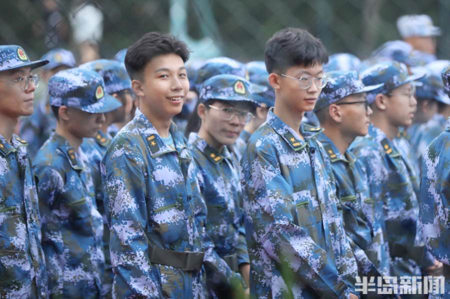 大一萌新军训集结