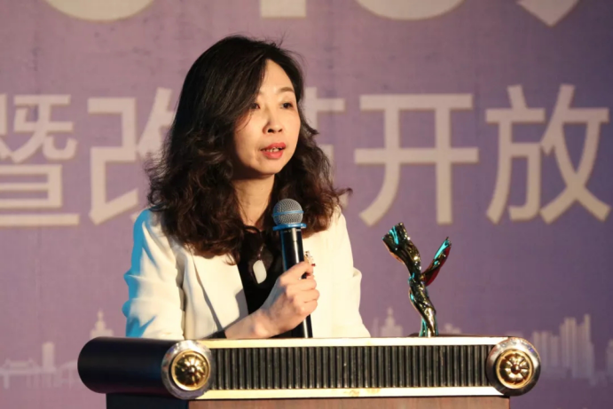 形势下民营医院创新发展和医院管理访青岛莲池妇婴医院行政院长巩晓辉