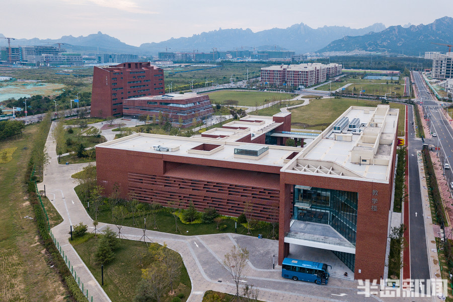 青岛黄海学院鸟瞰图图片